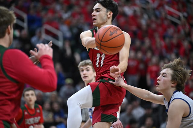 Sacred Heart vs Tri-Unity Christian MHSAA Division 4 title game -- Scott Hasse5